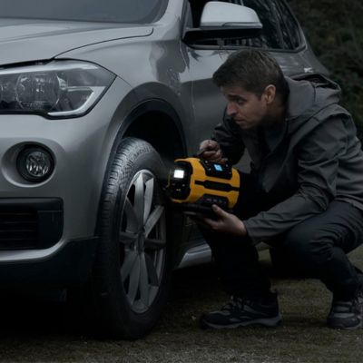 gonfleur pneu voiture éclairage led