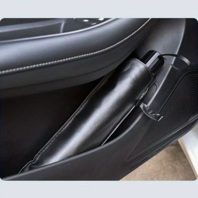 pare-soleil-range-etui-portiere