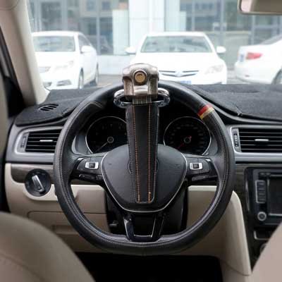 Antivol voiture volant bloqué