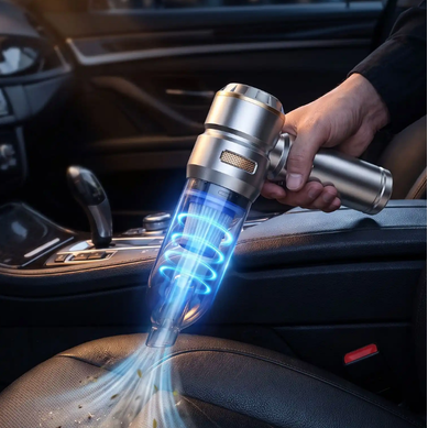 aspirateur_voiture_professionnel_qui_nettoie_siege
