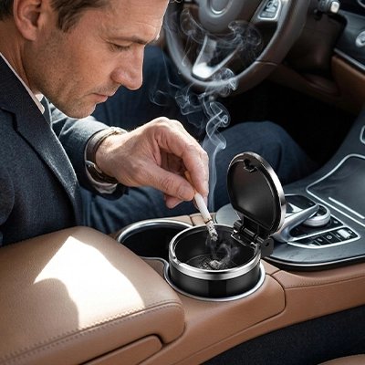 Cendrier voiture​ homme fume