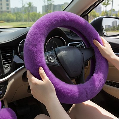 Couvre volant peluche violet