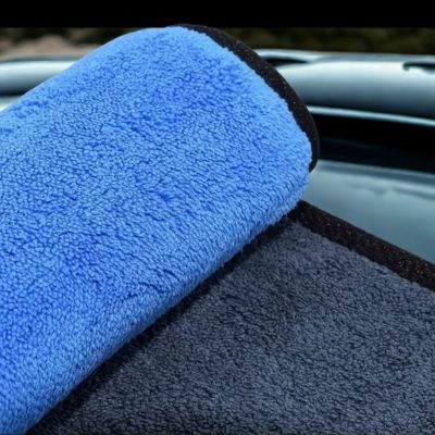 lavette microfibre bleu voiture