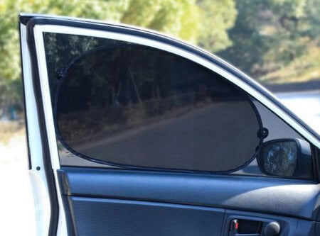 pare-soleil-pour-voiture-installation_