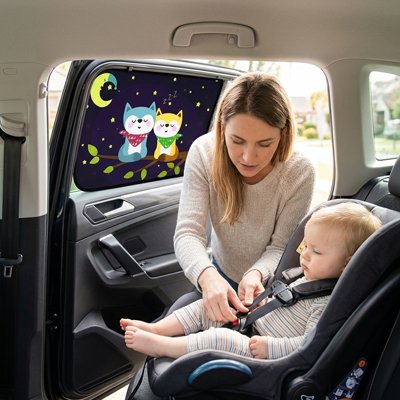 Pare soleil voiture bébé maman attache enfant