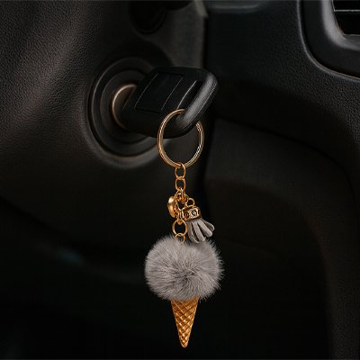 porte clés gris voiture